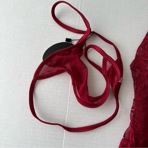Split front red lingerie with matching g-string panty NWT - Picture 2 of 6